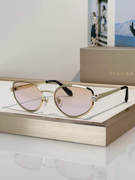 Picture of Bvlgari Sunglasses _SKUfw80444080fw